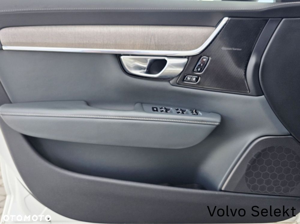 Volvo V90 Cross Country - 15