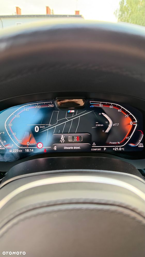BMW Seria 5 520d xDrive mHEV M Sport sport - 28