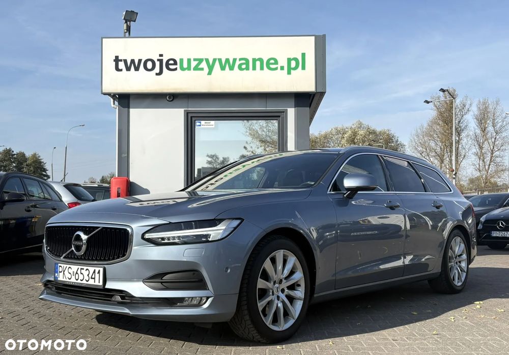 Volvo V90 D4 Momentum - 1