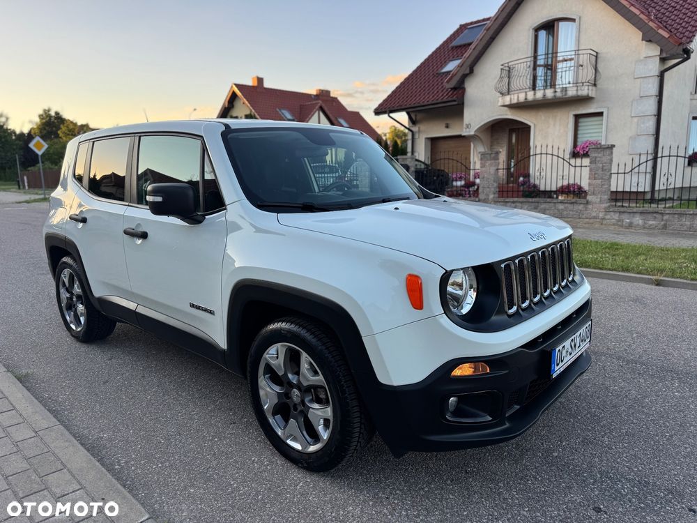 Jeep Renegade 1.6 E-TorQ Sport - 3