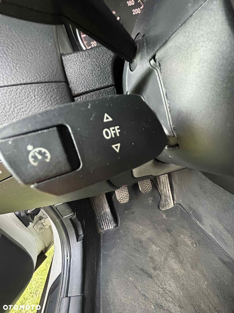 BMW X1 sDrive18d - 17