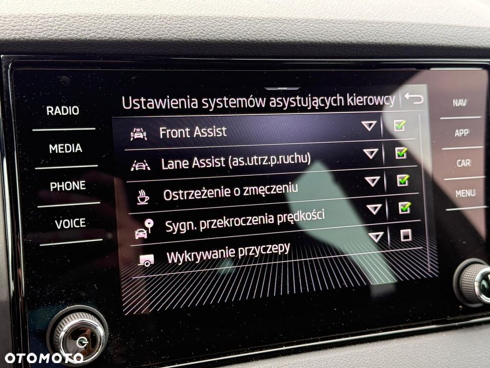 Skoda Karoq 1.5 TSI ACT Sportline DSG - 26