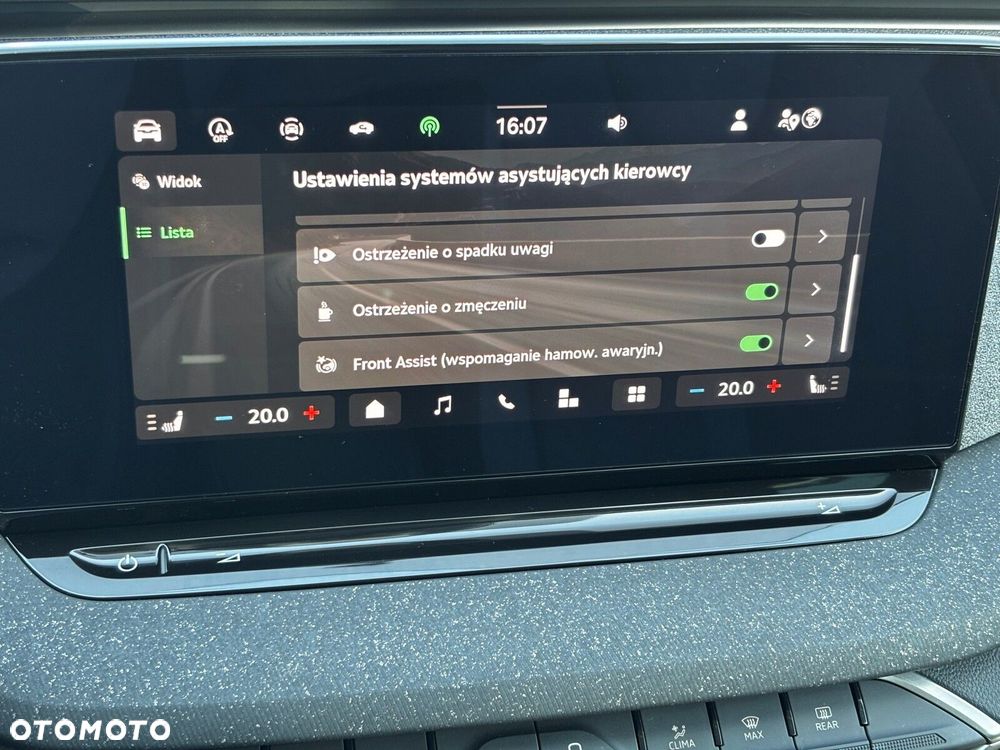 Skoda Octavia 1.5 TSI mHEV Selection DSG - 38