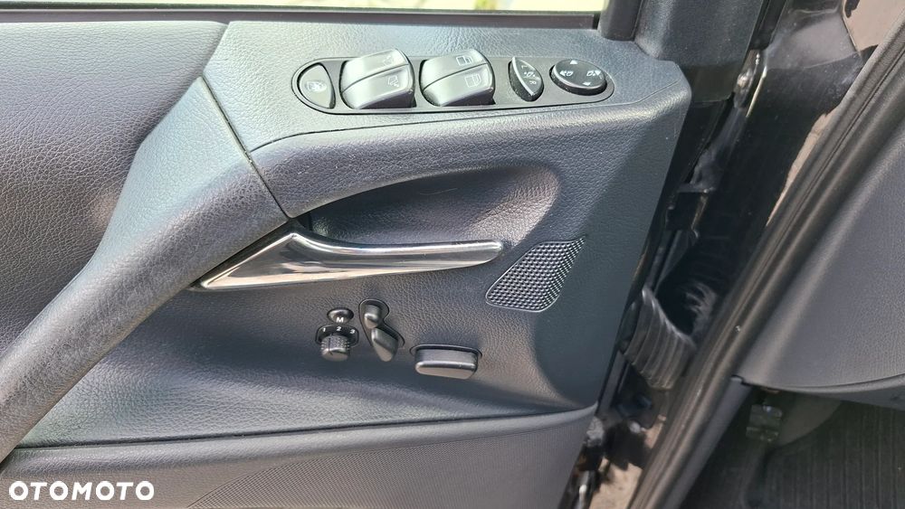 Mercedes-Benz Viano 3.0 CDI Ambiente - 27