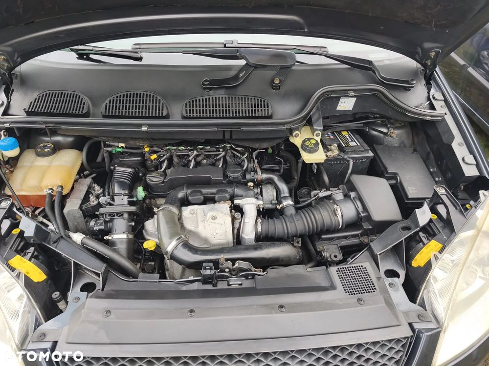 Ford Focus C-Max 1.6 TDCi Amber X - 38