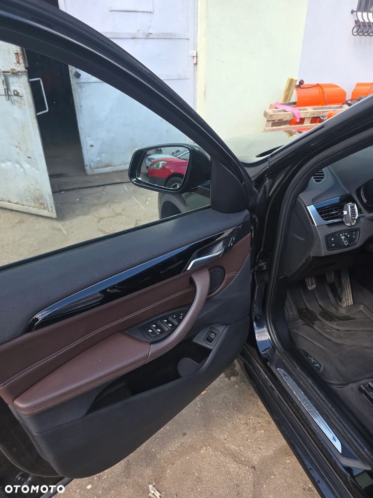 BMW X1 sDrive18i Business Edition - 7