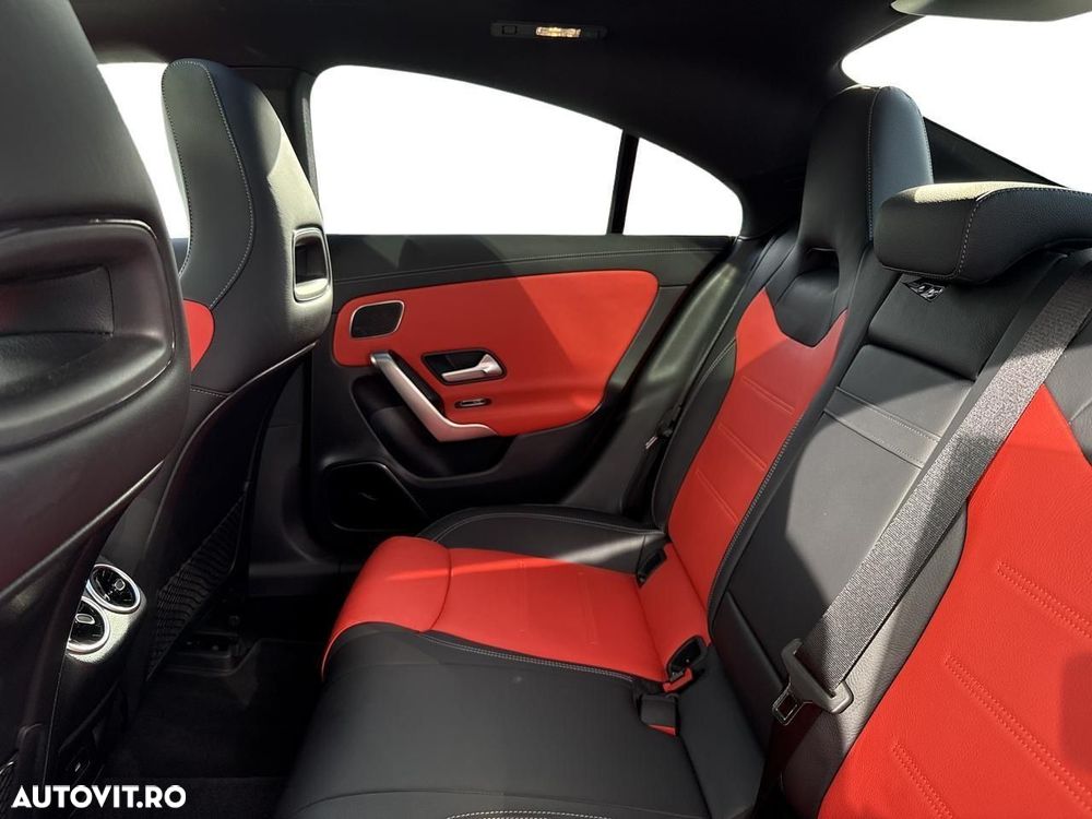 Mercedes-Benz CLA 35 AMG 4MATIC Coupe - 11