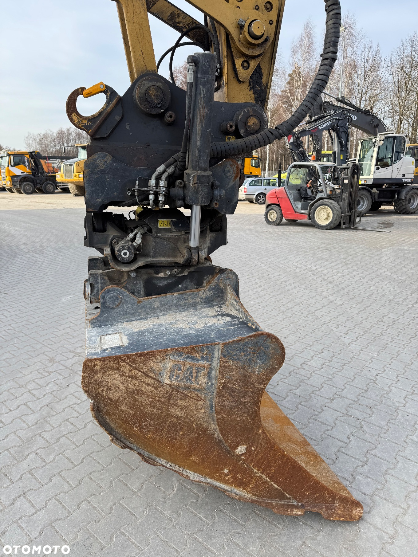 Caterpillar 320 - 8