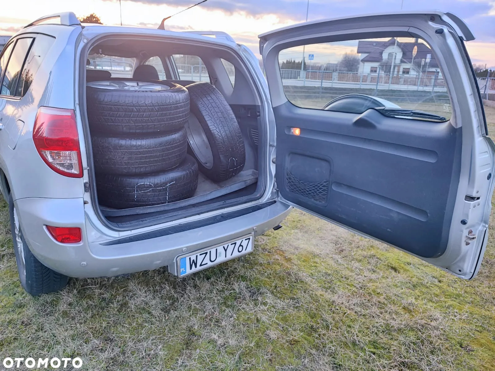 Toyota RAV4 2.2 D-4D Sol - 16
