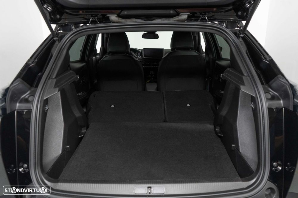 Peugeot 2008 1.2 PureTech Allure Pack - 16