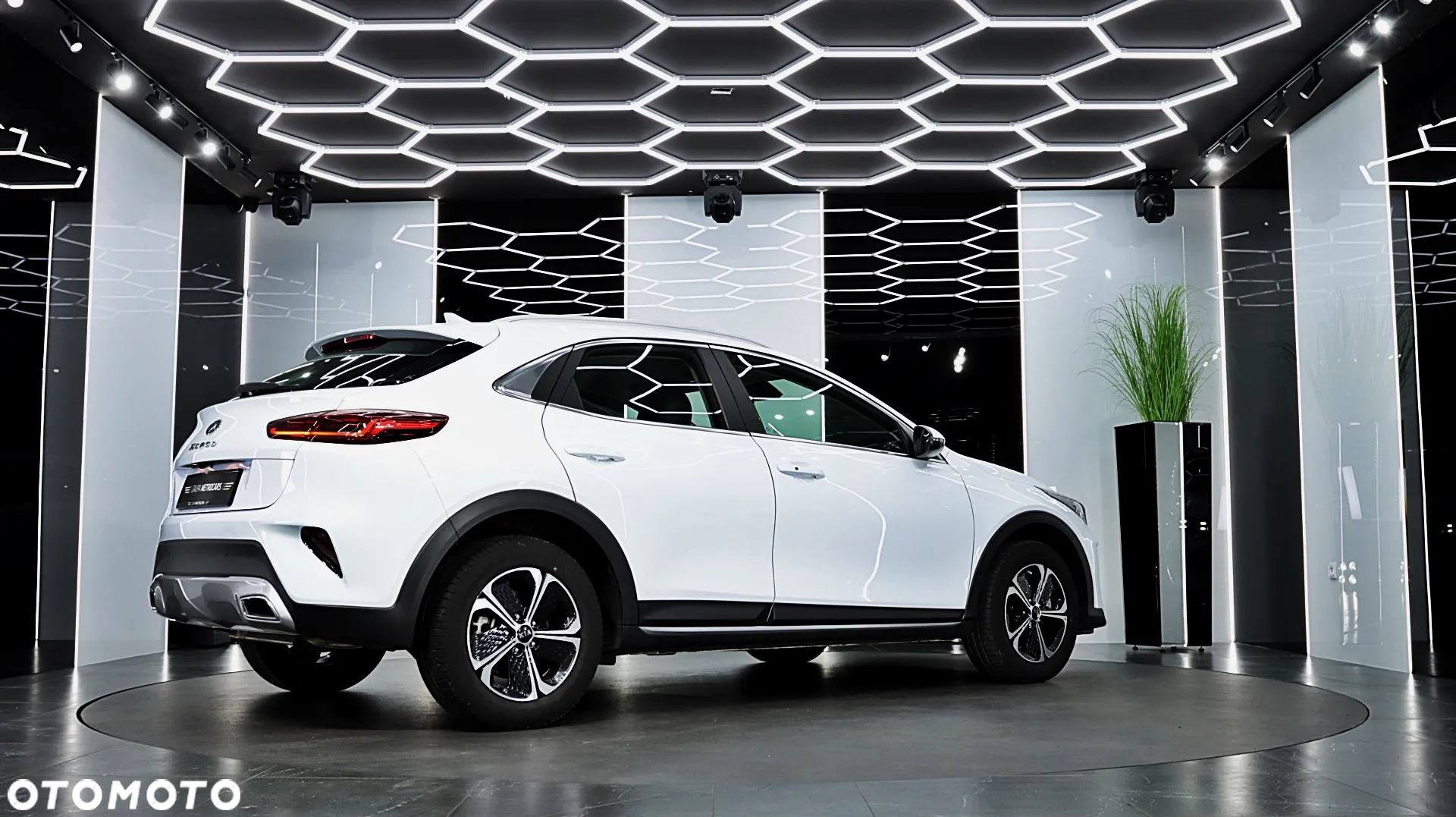 Kia XCeed 1.6 GDI PHEV Business Line DCT - 10