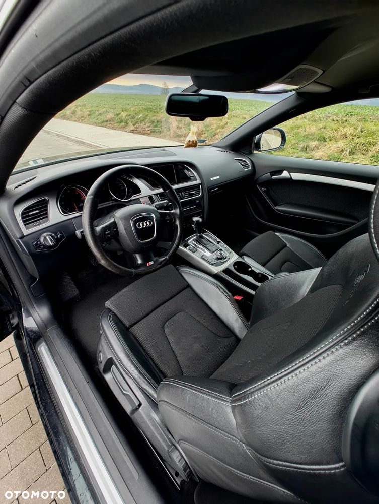 Audi A5 Coupé 2.7 TDI Multitronic - 11