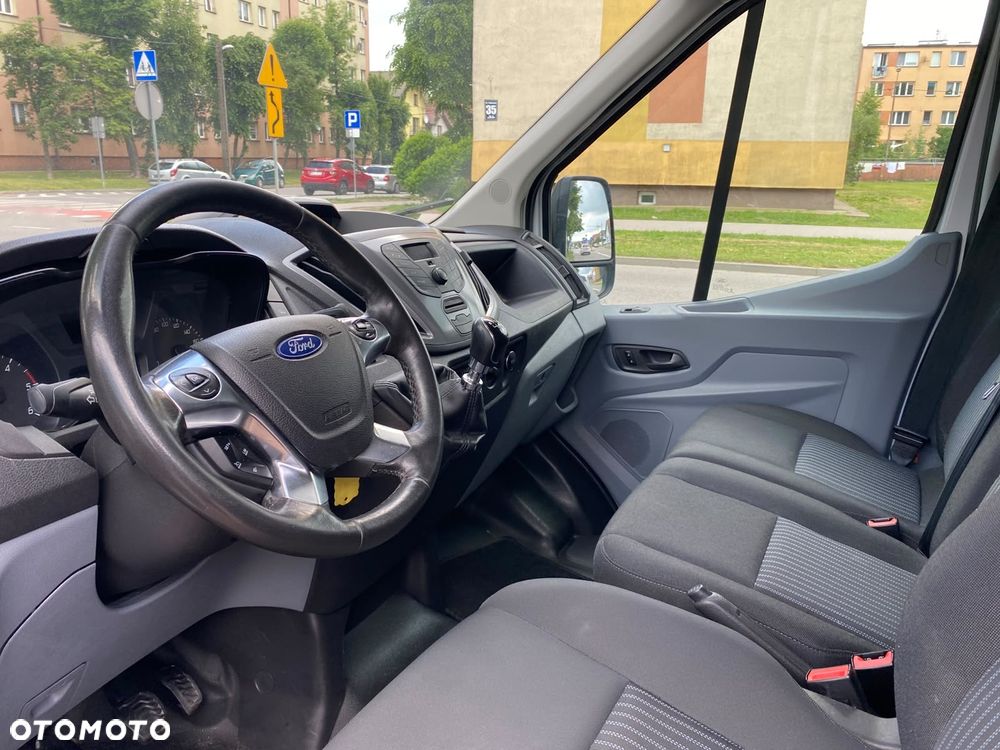 Ford Transit - 9