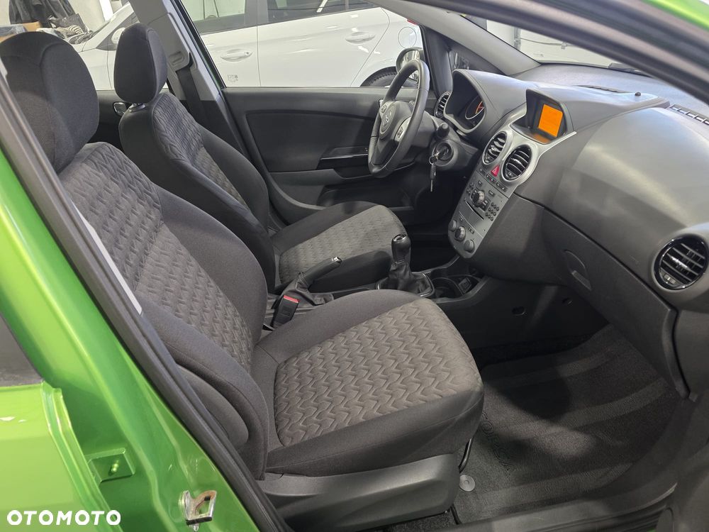 Opel Corsa 1.4 16V Navi - 38