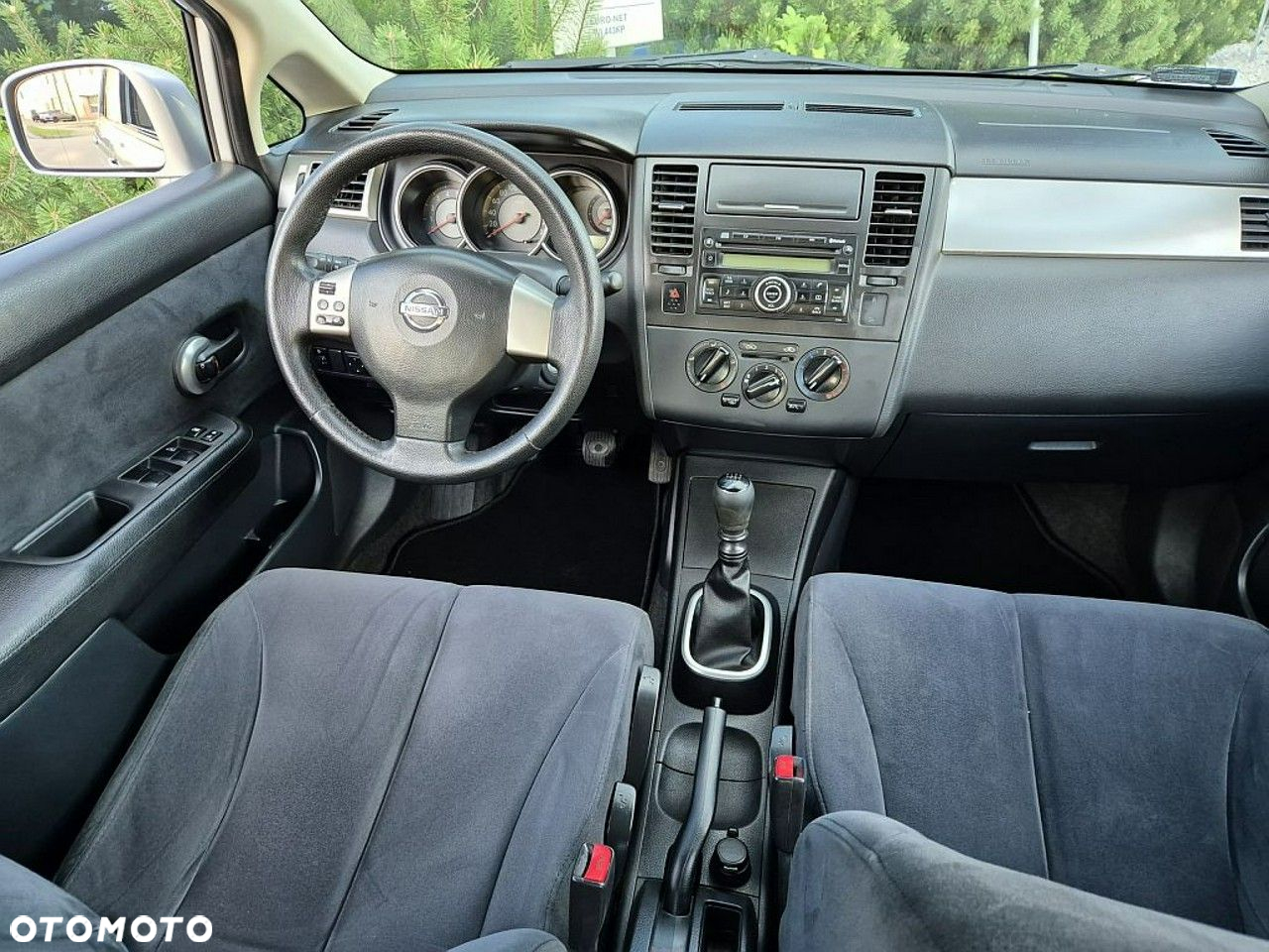 Nissan Tiida - 8