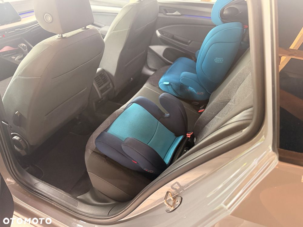 Volkswagen Golf - 13