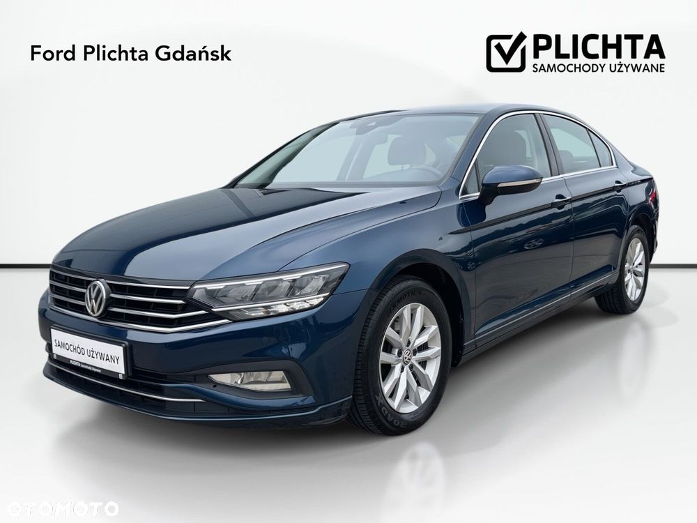 Volkswagen Passat - 2