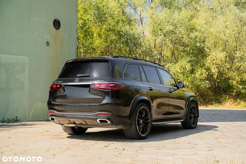 Mercedes-Benz Gls 2024 photo 2