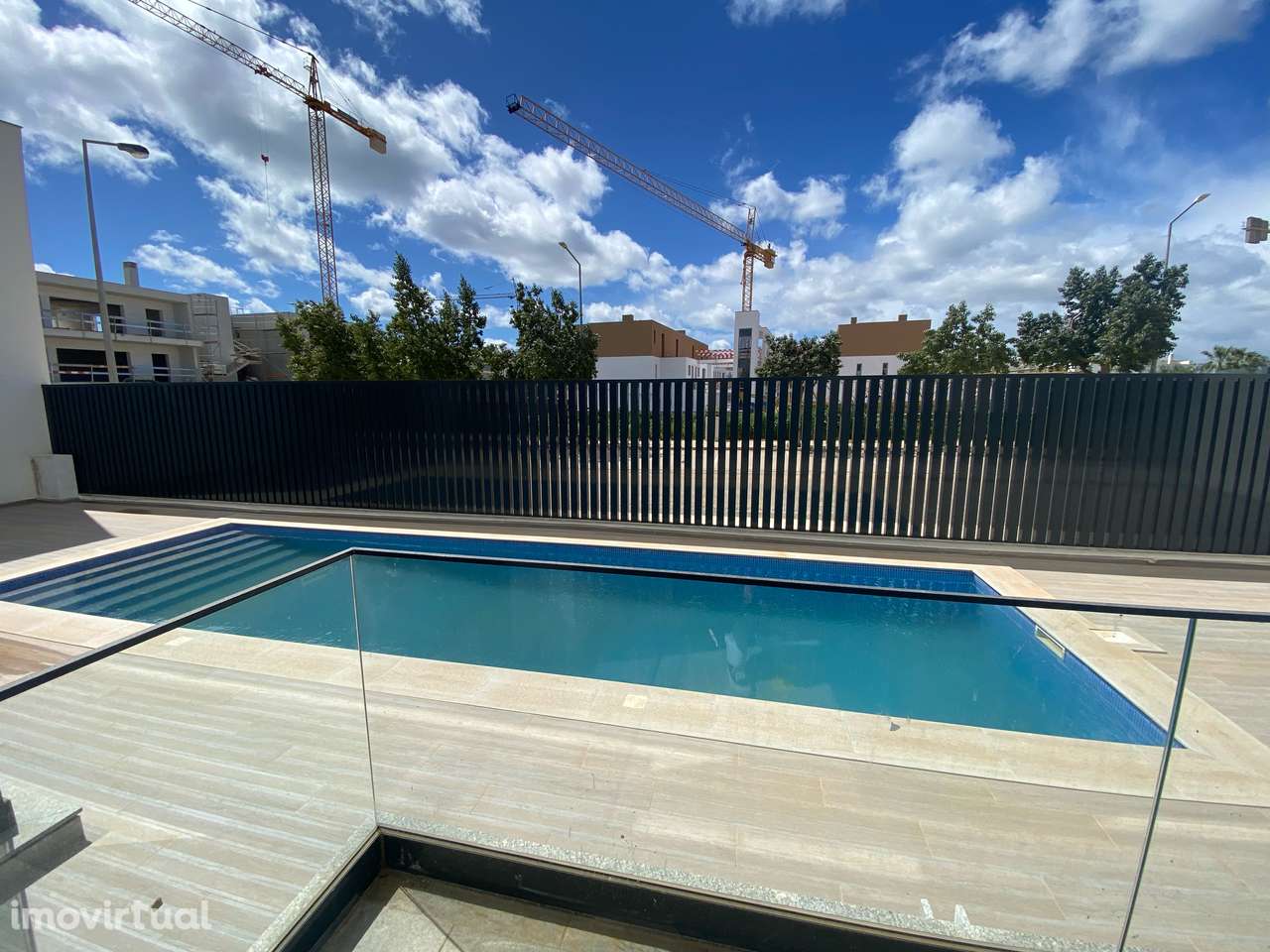 Apartamento em condomínio privado com piscina, no Algarve. - Grande imagem: 2/27