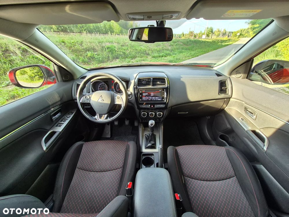 Mitsubishi ASX - 11