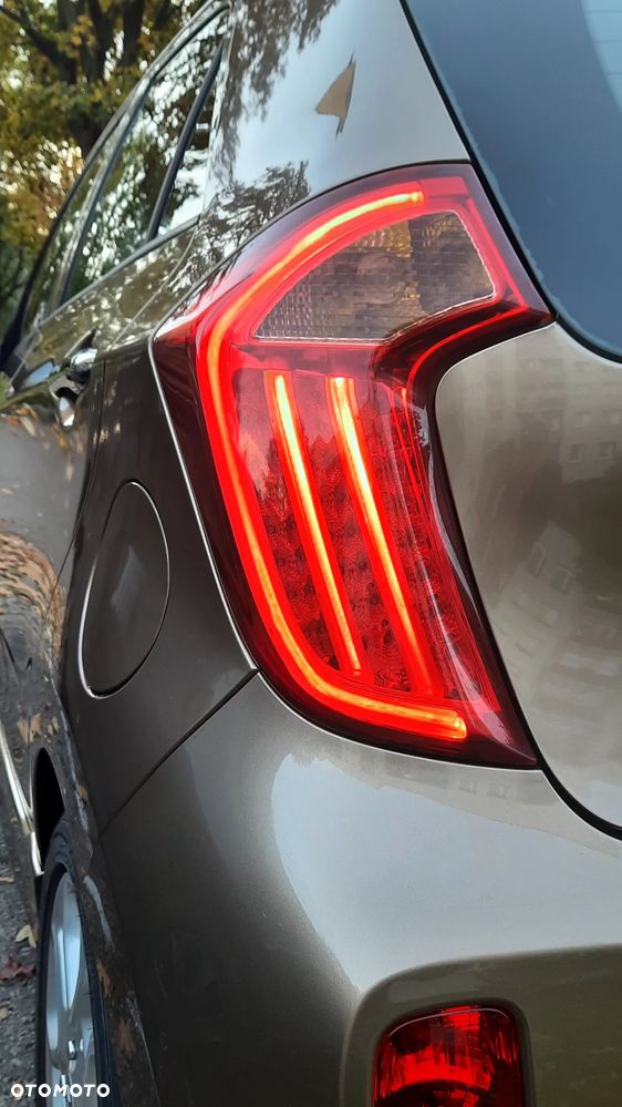 Kia Picanto 1.0 Fifa World Cup Edition - 14