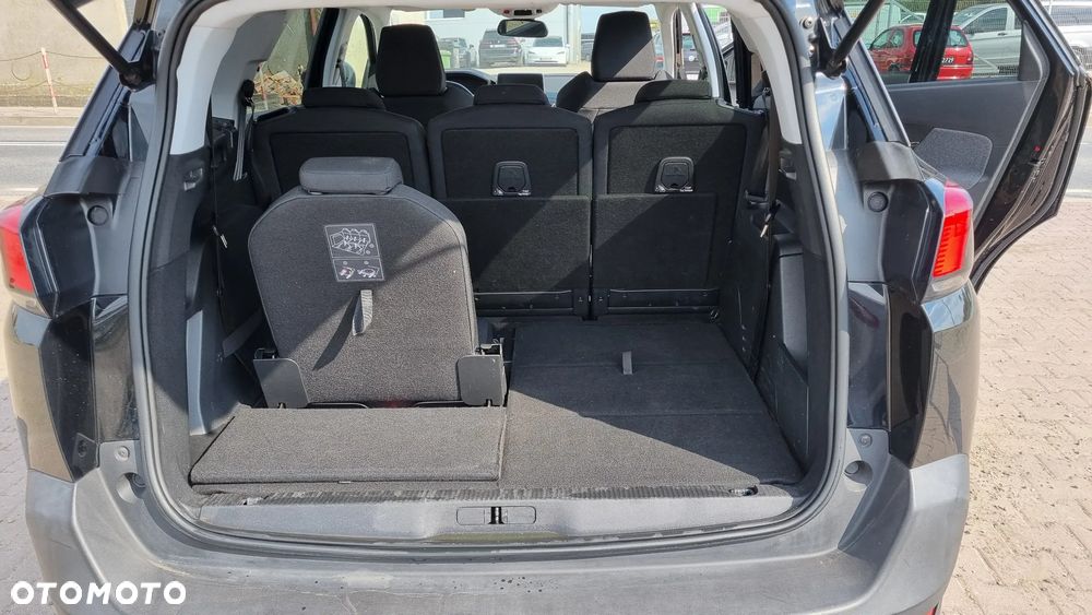 Peugeot 5008 BlueHDI 130 EAT8 Active Pack - 27