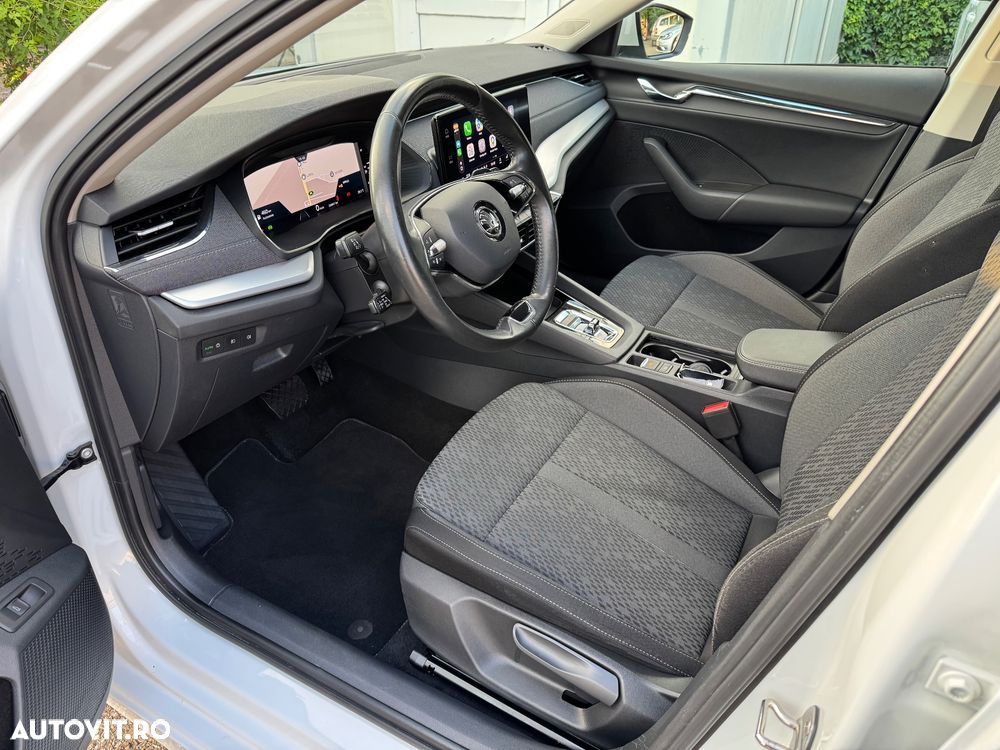 Skoda Octavia 2.0 TDI STYLE DSG - 7
