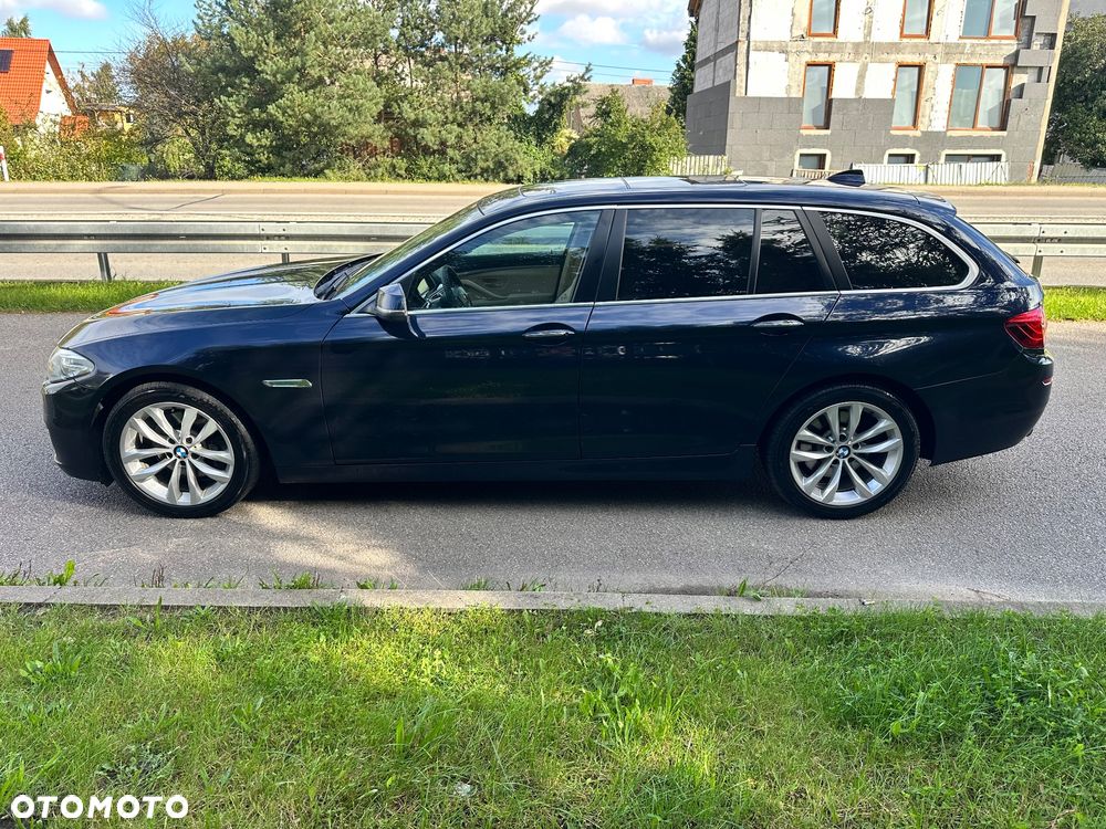 BMW Seria 5 520d xDrive - 6