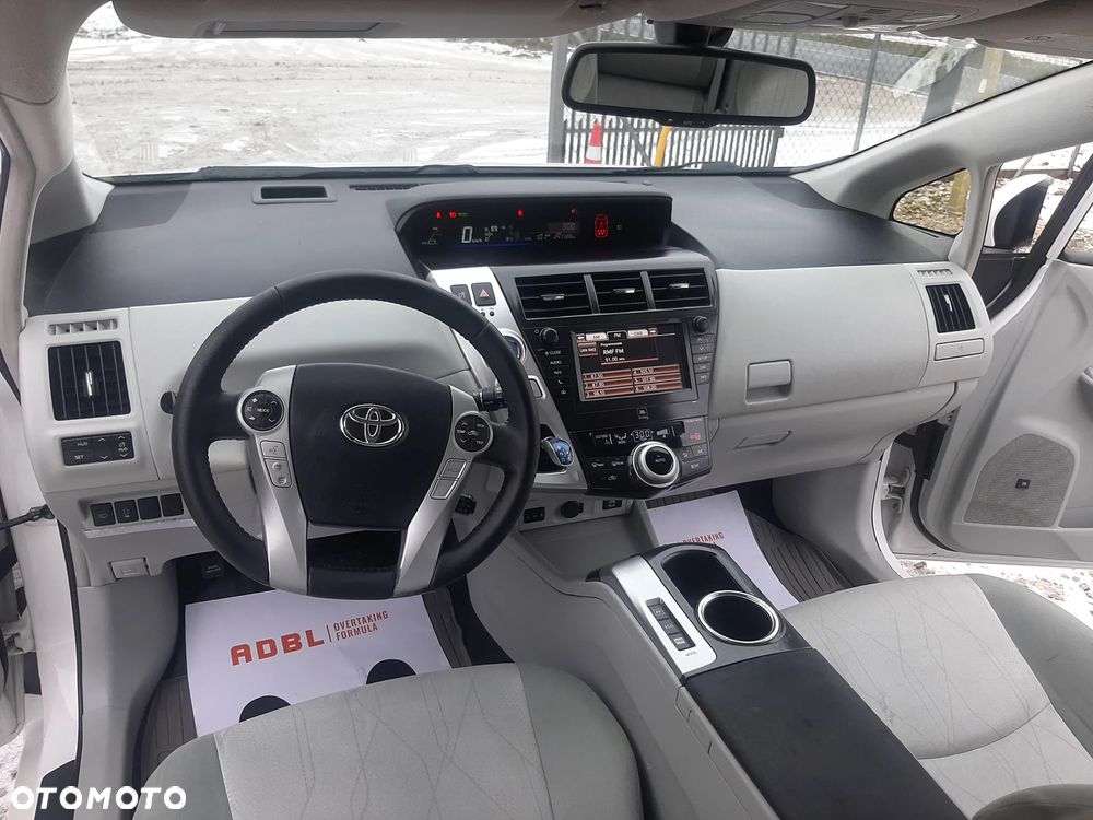 Toyota Prius+ (Hybrid) Executive - 14