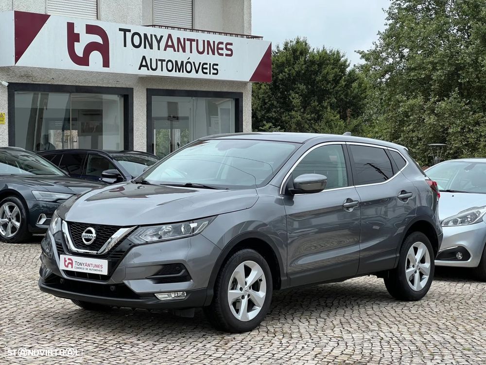 Nissan Qashqai - 1
