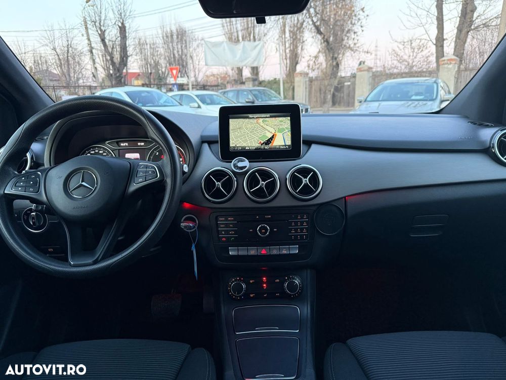 Mercedes-Benz B 180 d 7G-DCT - 9
