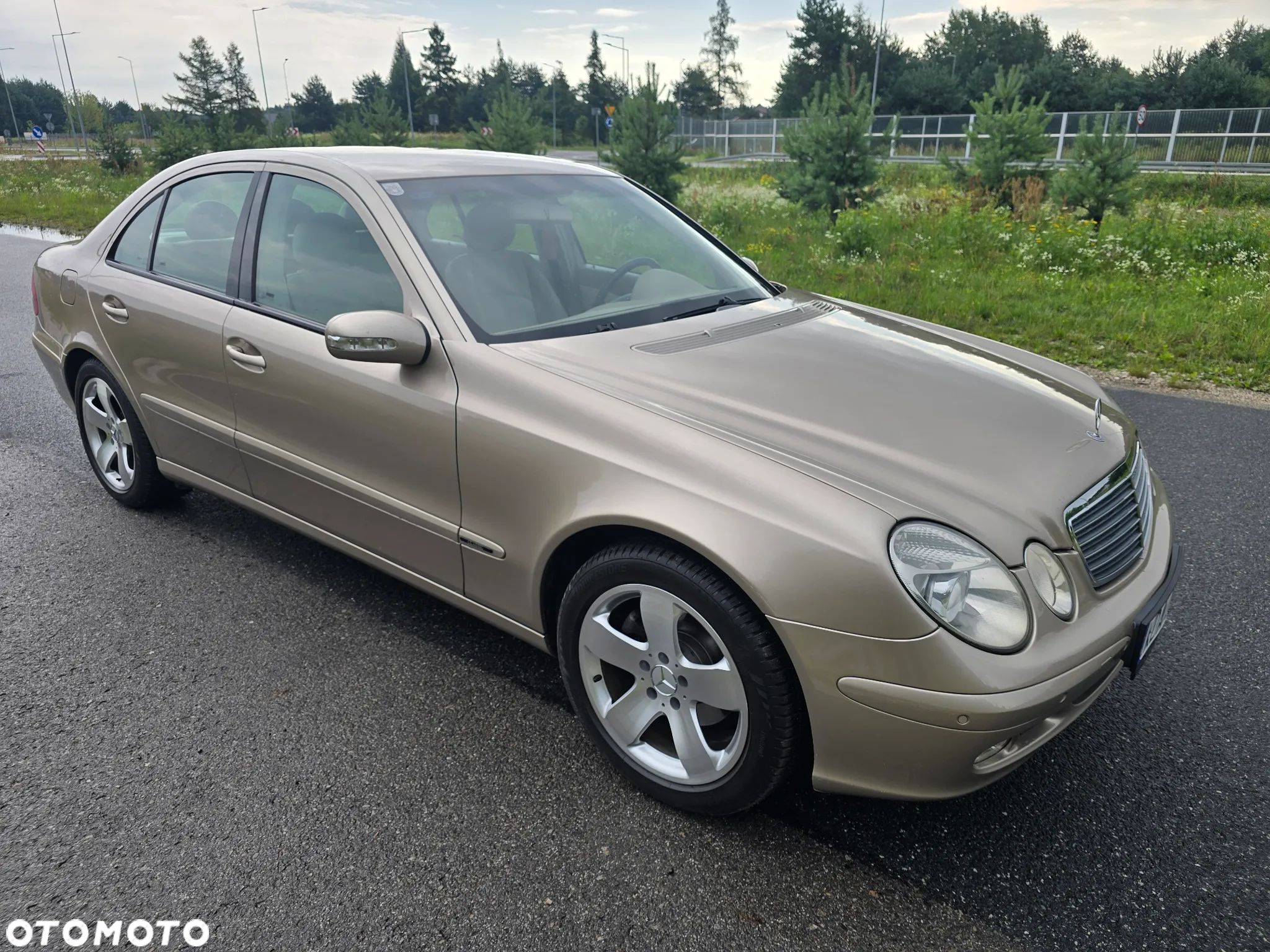 Mercedes-Benz Klasa E - 1