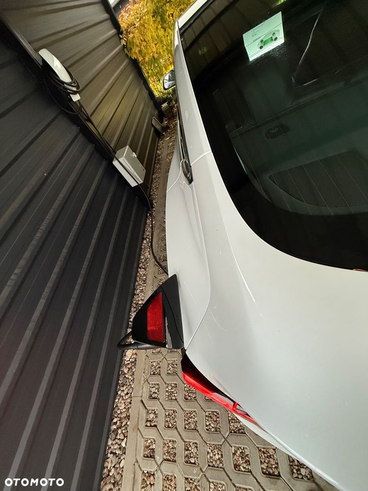 Tesla Model 3 Standard Range Plus - 29