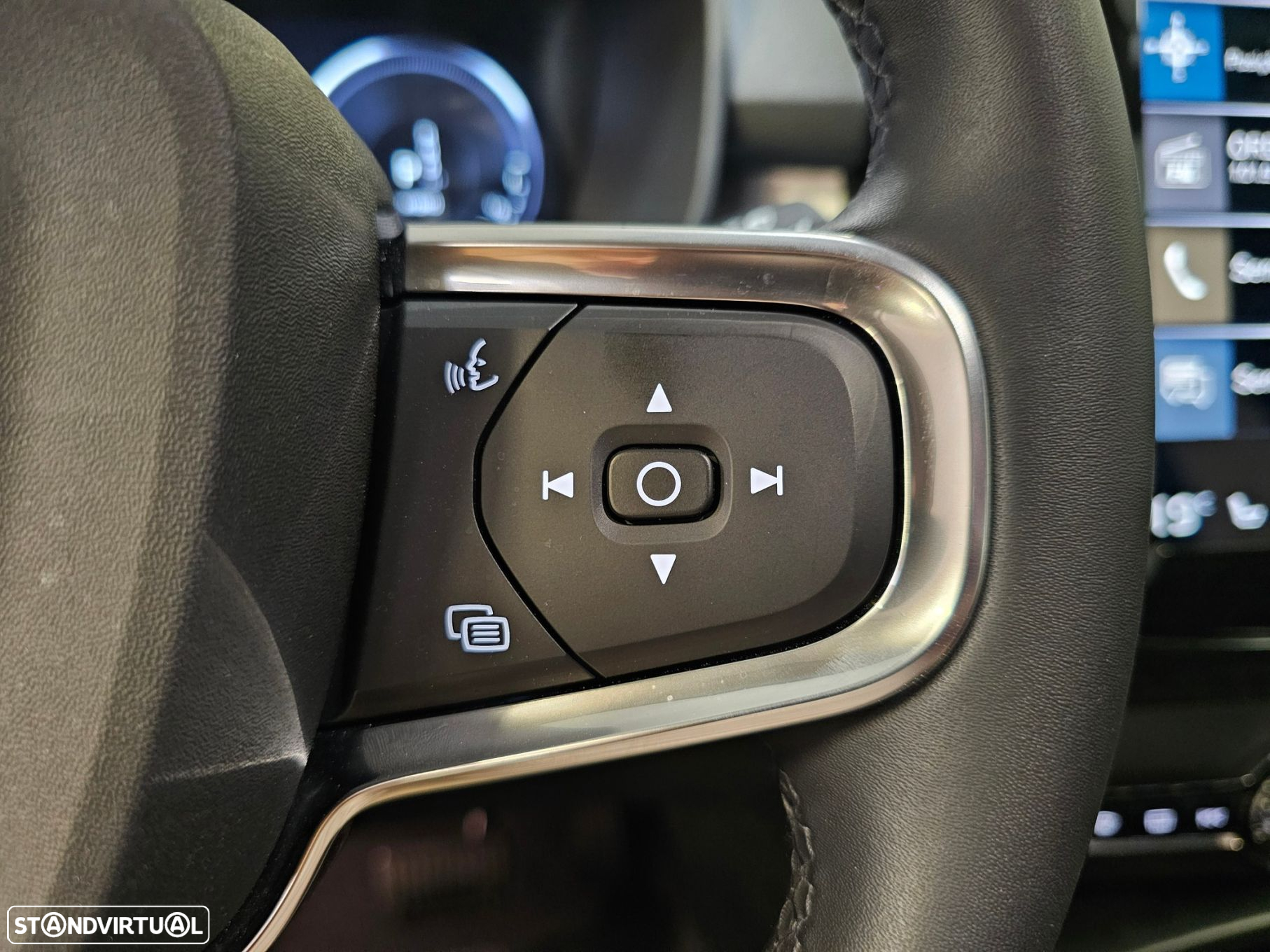 Volvo XC 40 1.5 T4 PHEV Essential - 16