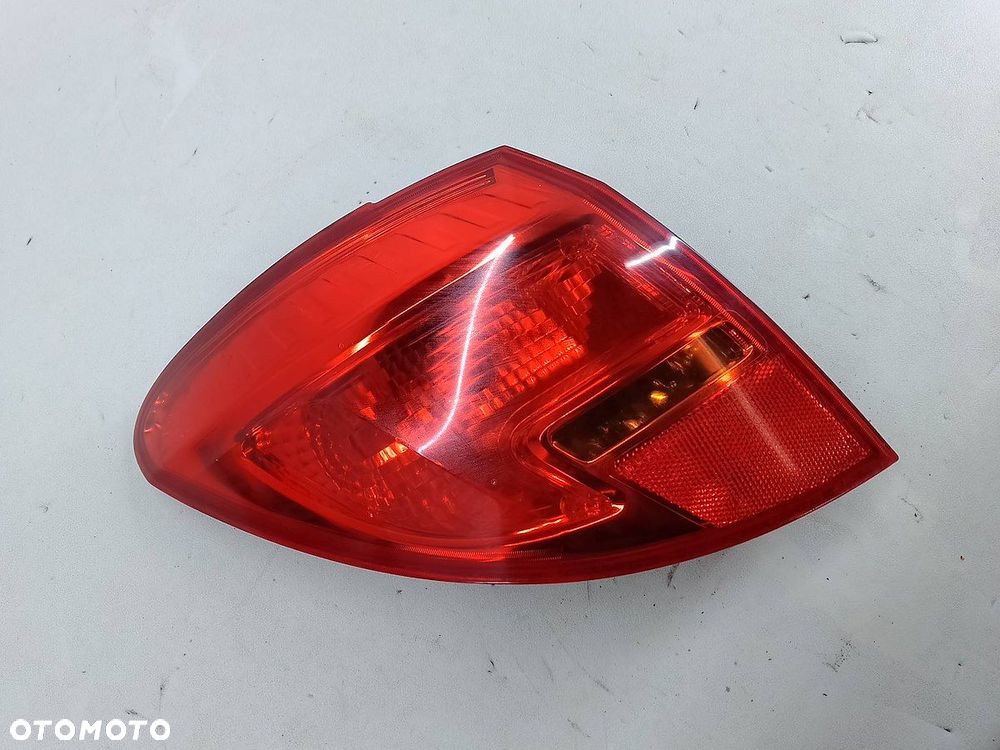LAMPA TYLNA LEWA OPEL MERIVA B 21630101 - 3