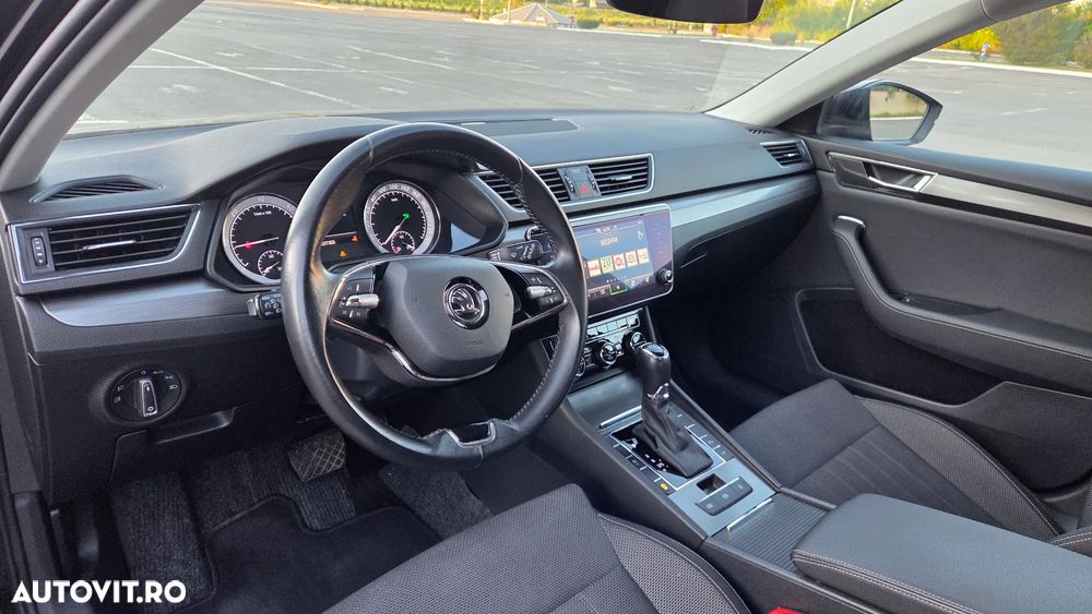 Skoda Superb 2.0 TDI DSG Style - 6