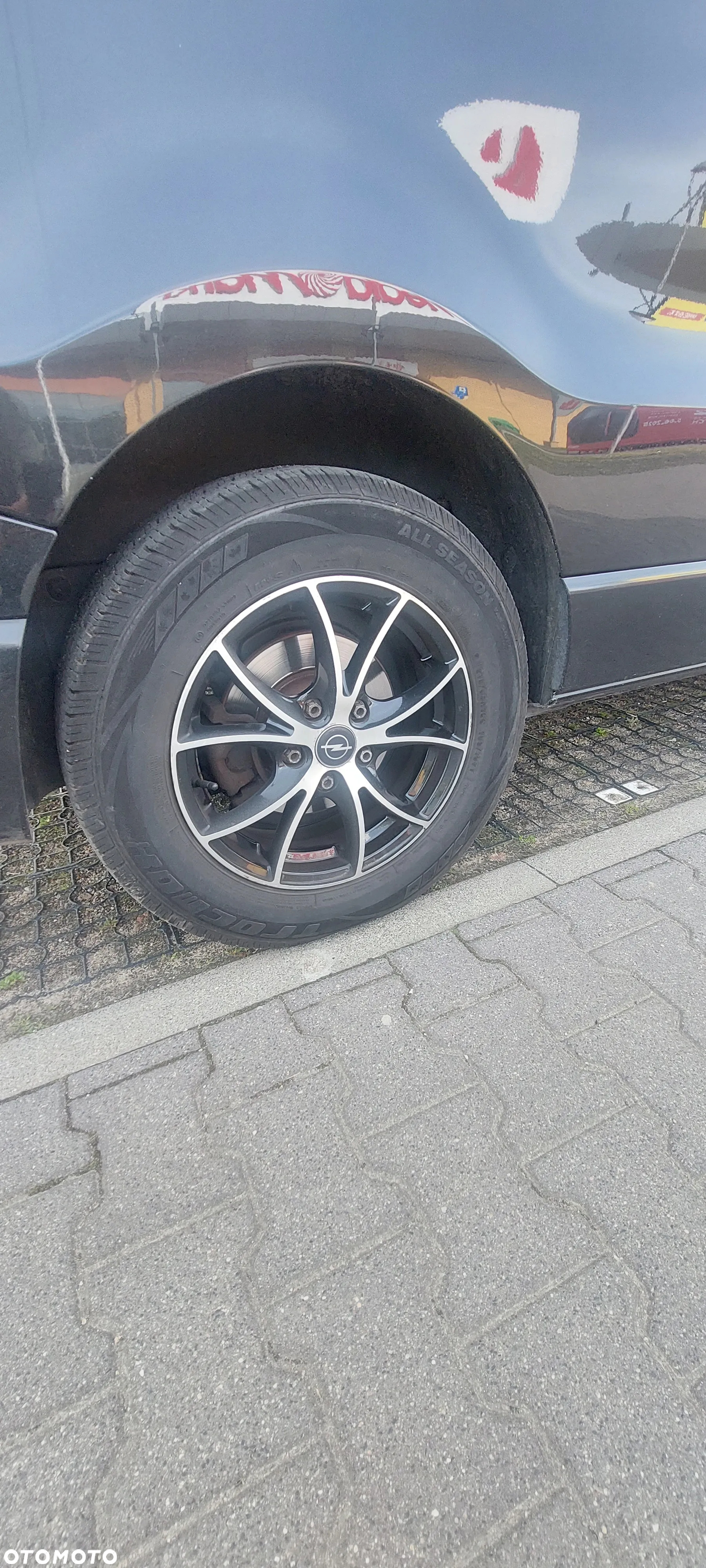 Opel Vivaro L2H1 2,9t Elegance - 5
