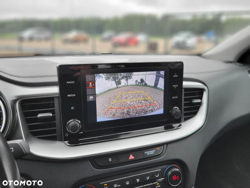 Kia Ceed 1.5 T-GDI M - 18