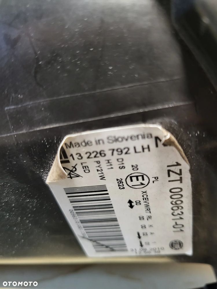 Opel Insignia A Bixenon lewa przed lift - 2