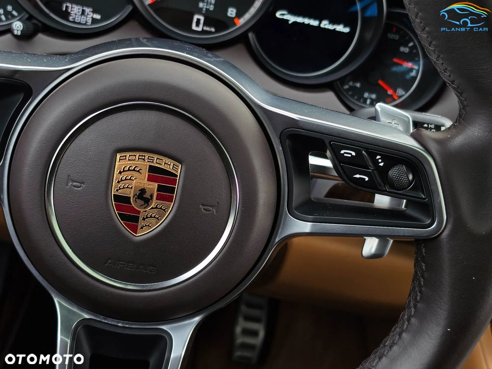 Porsche Cayenne Turbo - 29