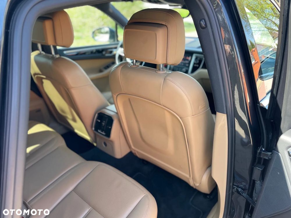 Porsche Macan - 9