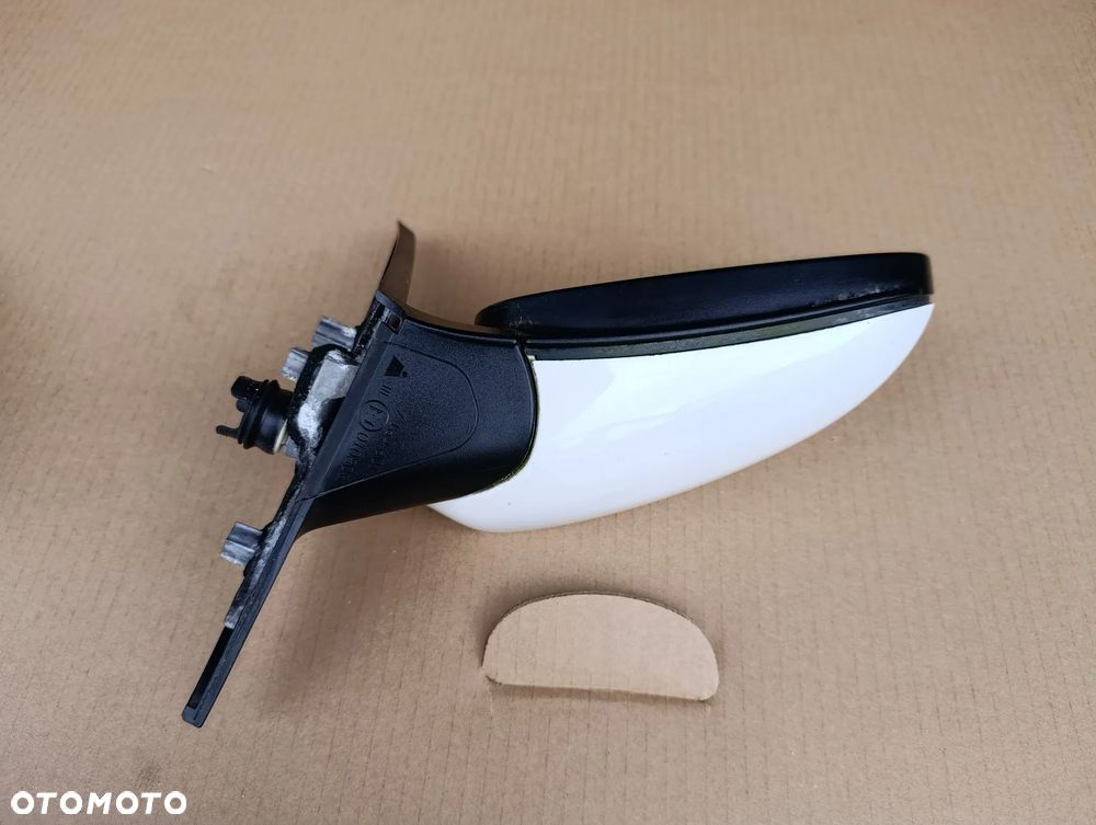 BMW 1 E81 LUSTERKO PRAWE 5 PIN EUROPA - 6