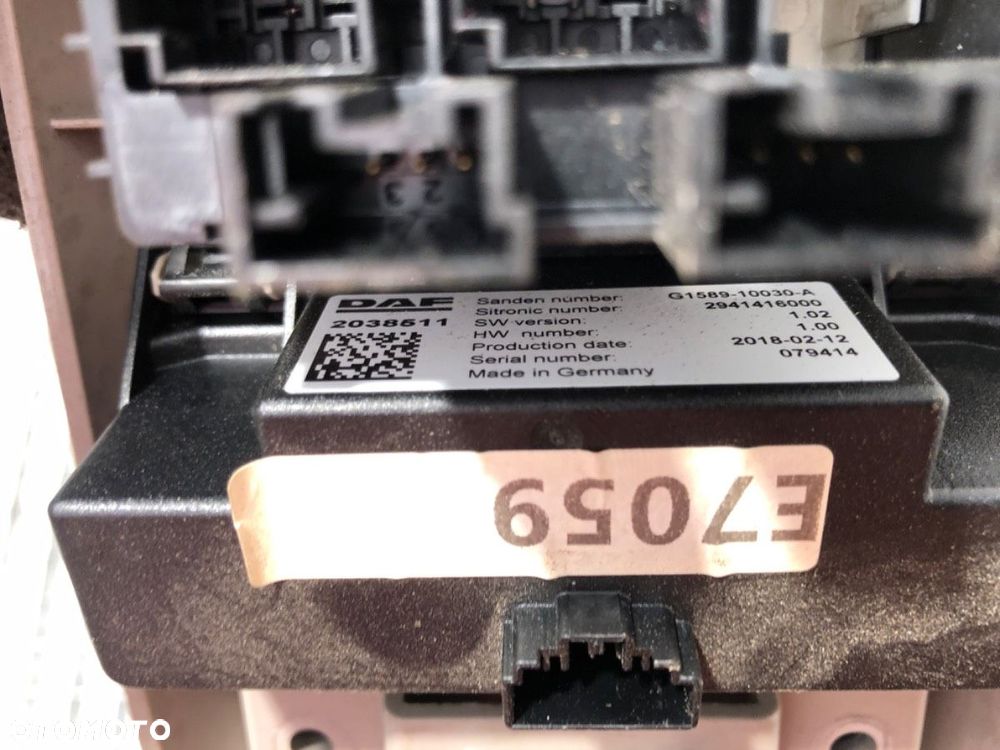 PANEL PRZEŁĄCZNIKÓW WEBASTO - 226.00 PLN - DAF CF 2013 - 2022 FA 370 2038511 - 3