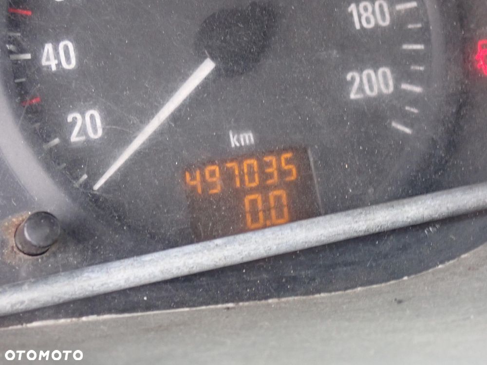 CZĘŚCI - Opel Vivaro A I 1,9 CDTI 80KM F9Q762 VAN 5B M77 2004r. INDEX - 9985 - 10