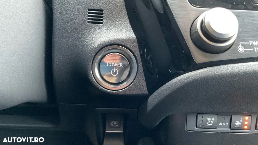 Lexus Seria ES 300h 2.5 TNGA HV 25H- 4X2 CVT Luxury - 33