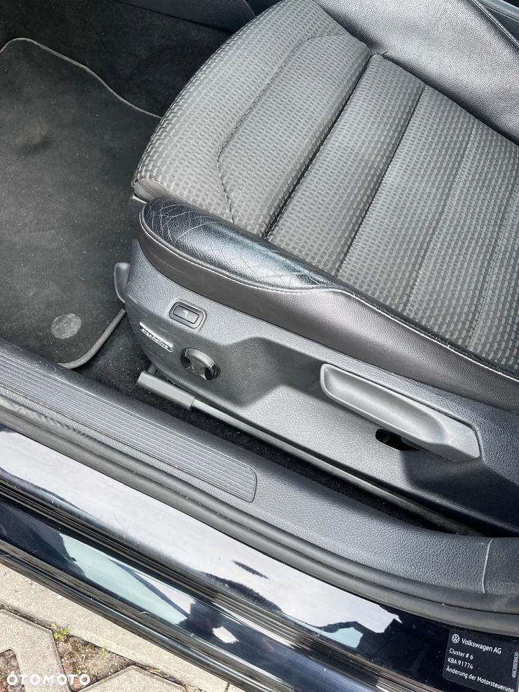 Volkswagen Golf - 7