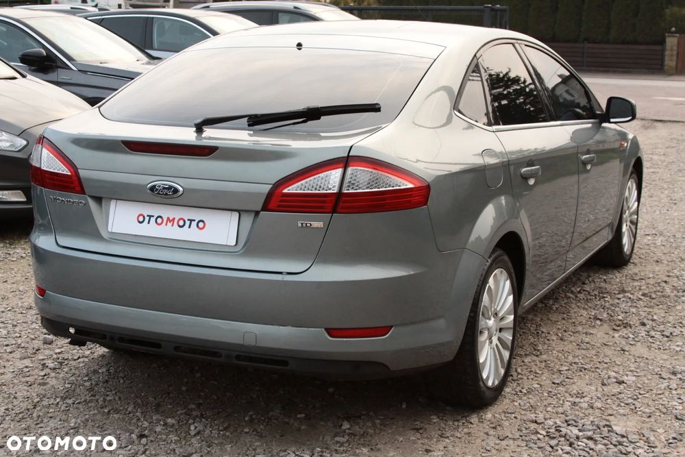 Ford Mondeo 2.0 TDCi Titanium - 11