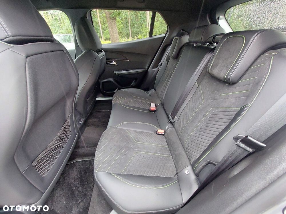 Peugeot 2008 - 9