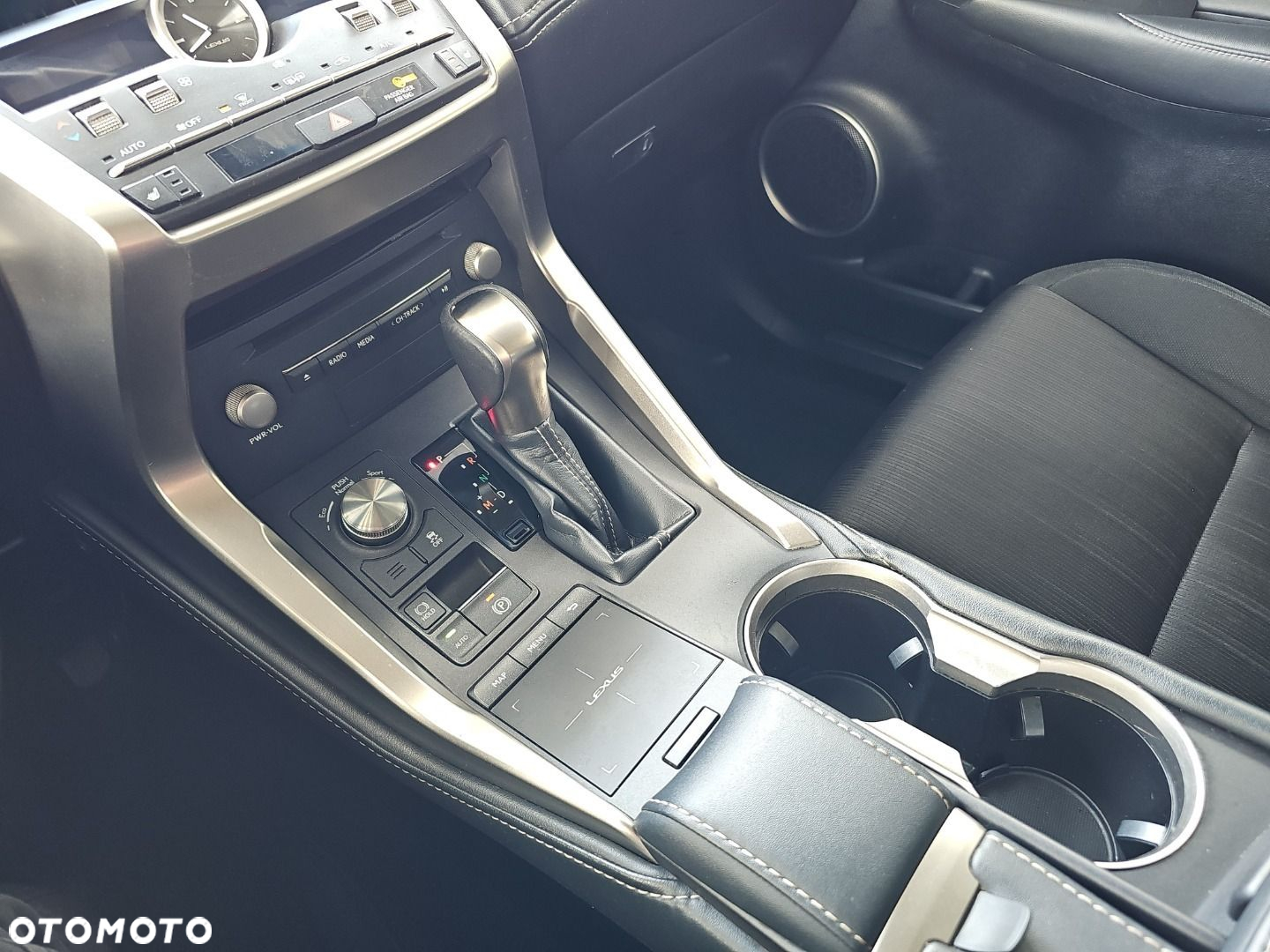 Lexus NX 300 Elegance Optimum AWD - 17