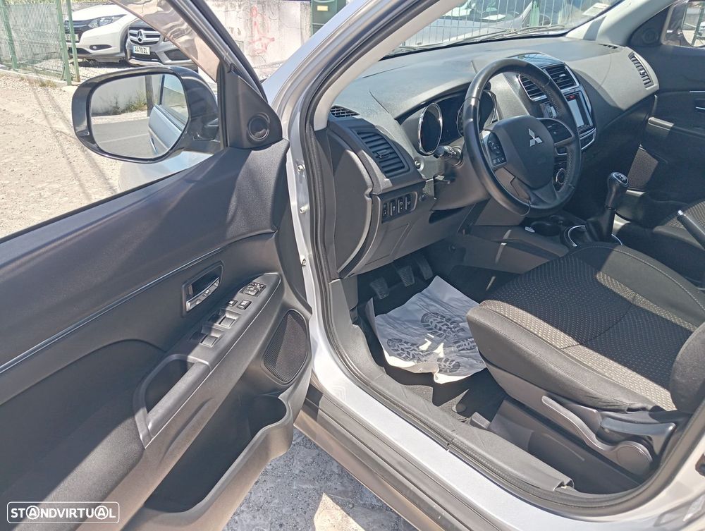 Mitsubishi ASX 1.6 Intense - 6